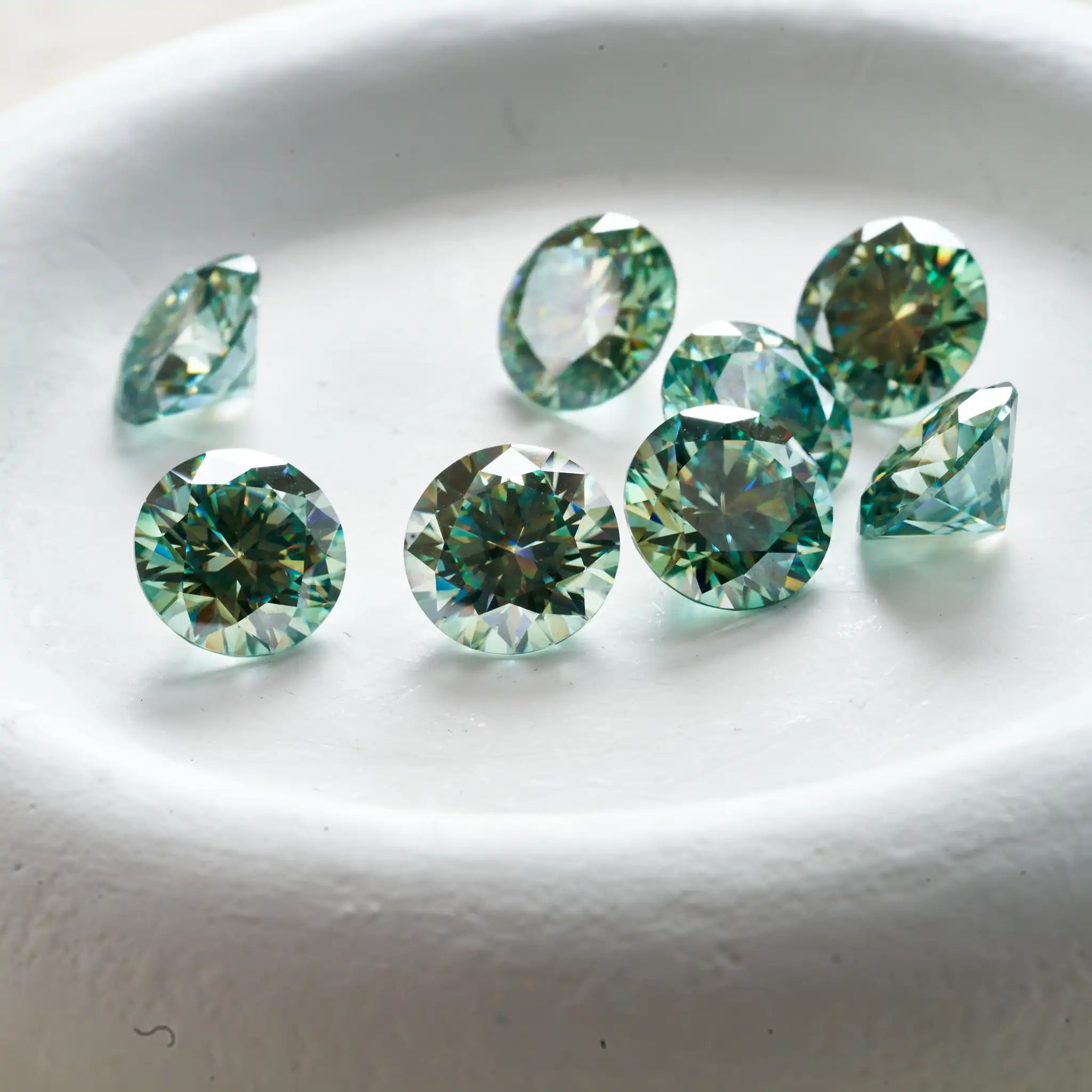 0.1-5CT bluegreen Color moissanite VVS1 3EX Cut Light Blue Green color Moissanite Loose Stone Certified GRA