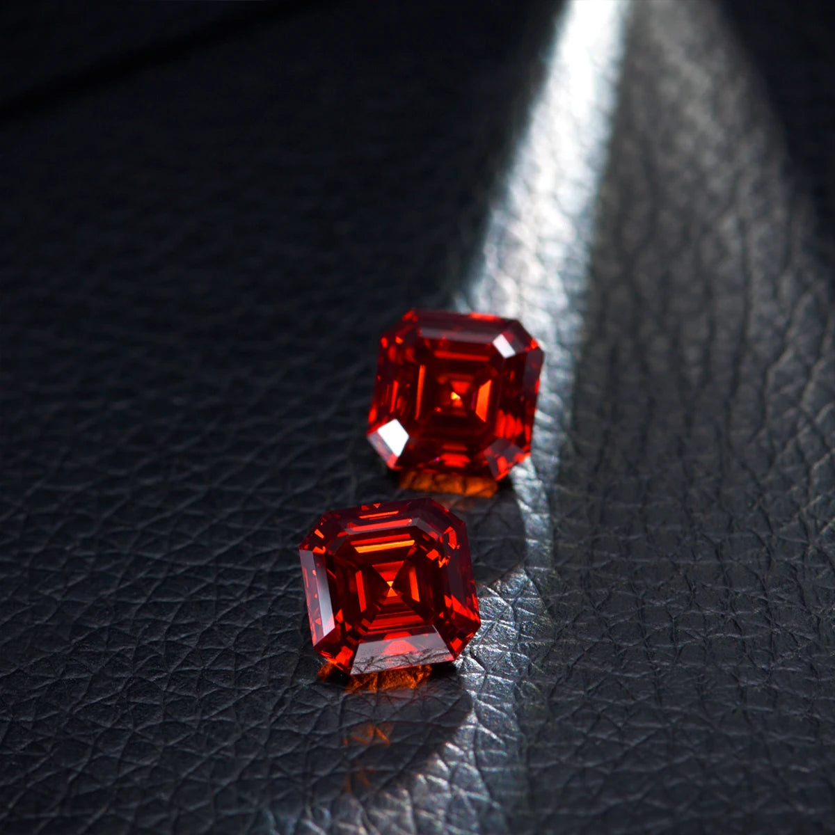 Garnet Red Moissanite Stone 0.5ct-3ct D Color Passes Diamond Tester GRA Certificate